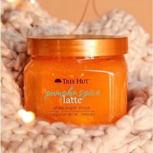 Tree Hut Shea Sugar Scrub Pumpkin Spice Latte Nwt